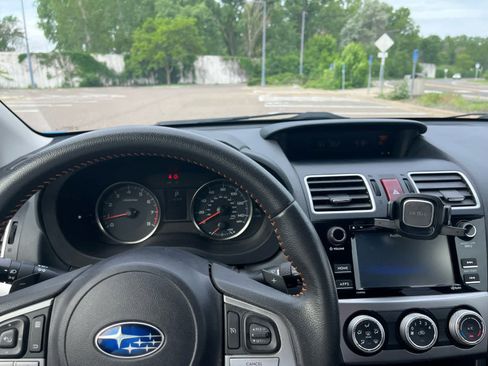Used 2016 Subaru Crosstrek 2.0i Premium w/ Moonroof Package AWD/4WD image 10