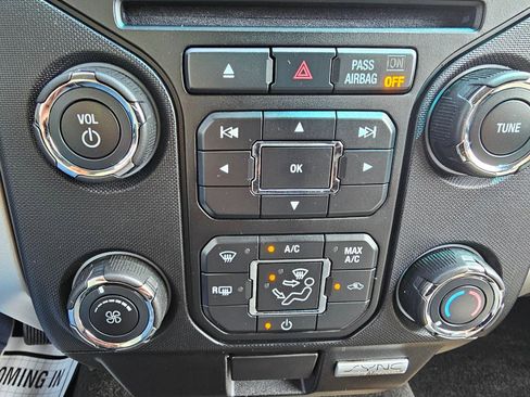 Used 2014 Ford F150 XLT w/ Equipment Group 302A Luxury AWD/4WD image 42