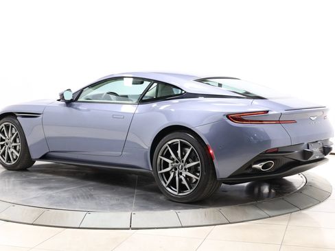 Used 2019 Aston Martin DB11 Coupe RWD image 58