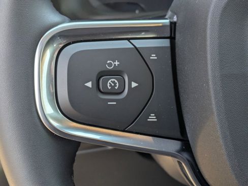 New 2026 Volvo XC40 B5 Plus w/ Protection Package Premier image 16