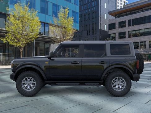 New 2025 Ford Bronco Badlands AWD/4WD image 3