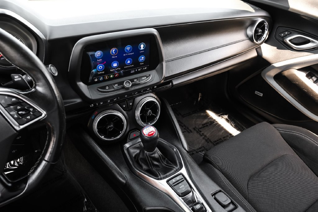 Used 2023 Chevrolet Camaro LT w/ Technology Package RWD image 22
