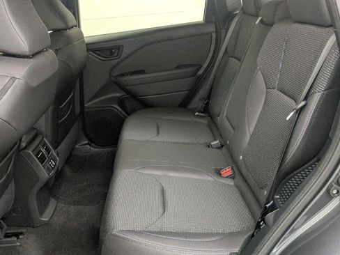 Used 2026 Subaru Forester Premium AWD/4WD image 41