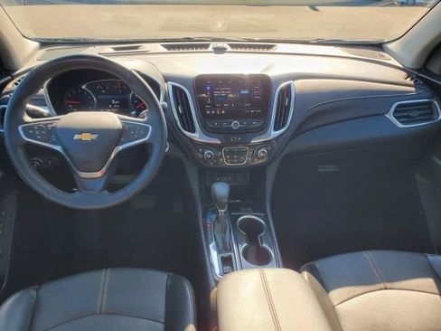 Used 2023 Chevrolet Equinox Premier image 12