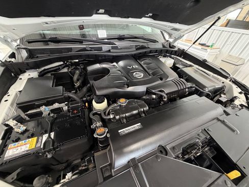 Used 2024 Nissan Armada SL w/ Captain's Chairs Package AWD/4WD image 49