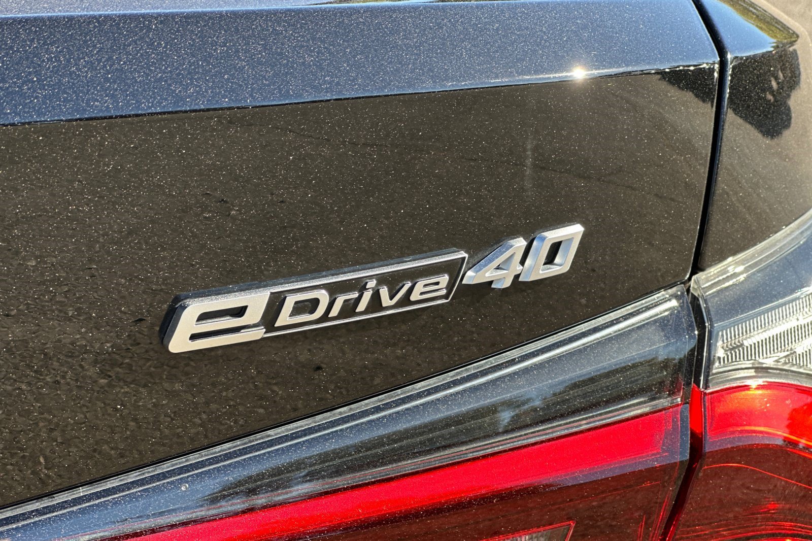 Certified 2023 BMW i4 eDrive40 w/ Premium Package RWD image 38