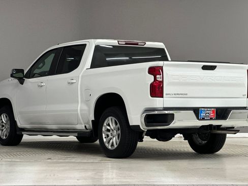 Used 2022 Chevrolet Silverado 1500 LT w/ Bed Protection Package RWD image 3