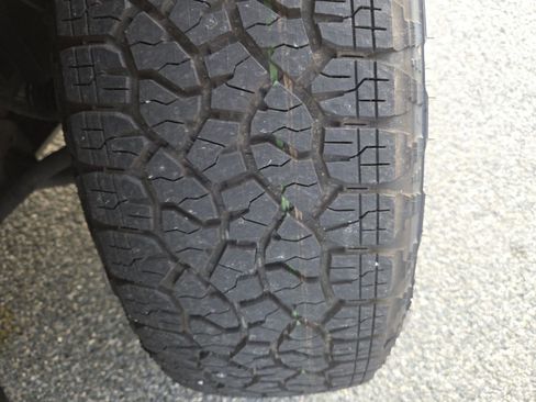 Used 2023 Chevrolet Silverado 1500 RST w/ Z71 Off-Road Package image 14