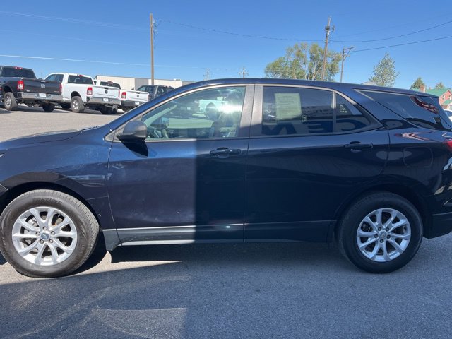 Used 2020 Chevrolet Equinox LS w/ LS Convenience Package FWD image 9