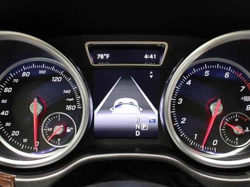 Used 2017 Mercedes-Benz GLE 400 4MATIC image 79