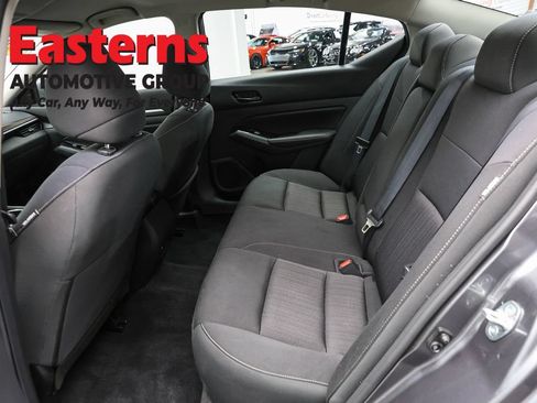 Used 2023 Nissan Altima 2.5 SV FWD image 21