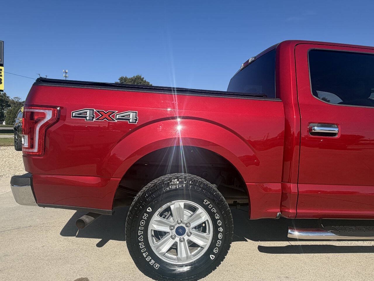 Used 2016 Ford F150 XLT AWD/4WD image 11