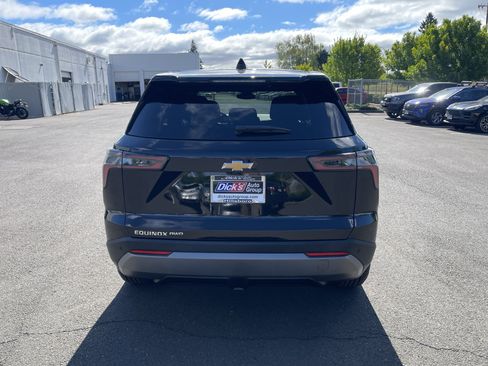 Used 2026 Chevrolet Equinox LT AWD/4WD image 4