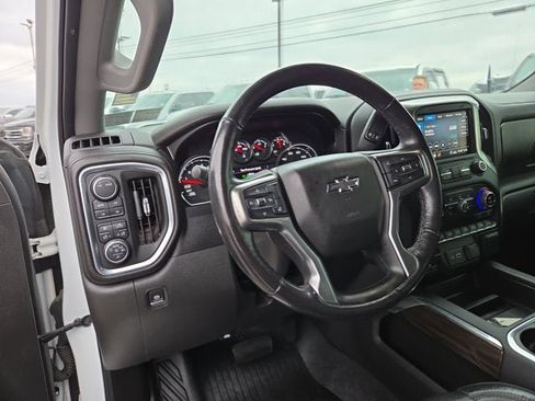 Used 2020 Chevrolet Silverado 1500 LT Trail Boss image 8