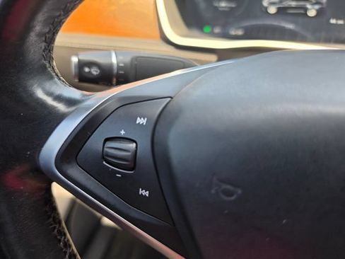Used 2017 Tesla Model S 75 RWD image 37