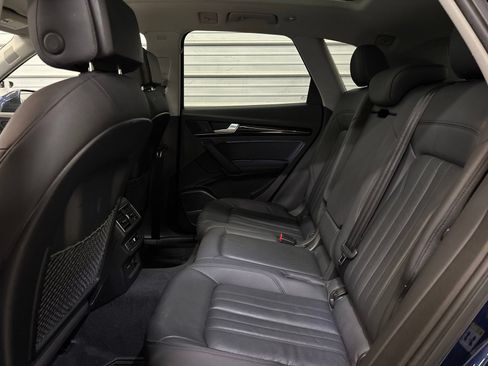Used 2019 Audi Q5 2.0T Premium Plus w/ Premium Plus Package AWD/4WD image 21