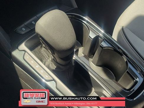 Used 2024 Chevrolet TrailBlazer LT FWD image 30
