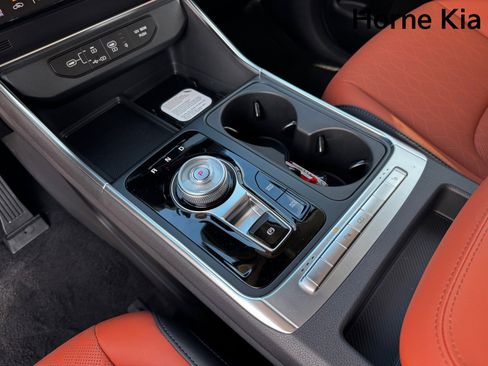 New 2026 Kia Carnival EX image 17