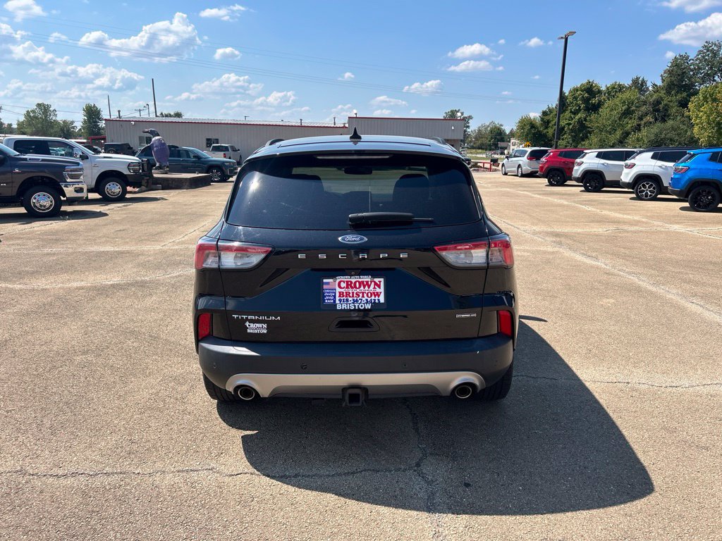 Used 2021 Ford Escape Titanium w/ Titanium Elite Package AWD/4WD image 4