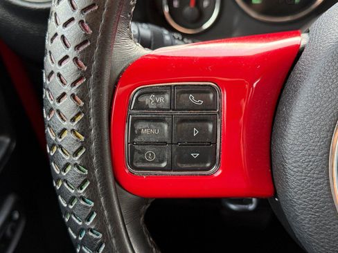 Used 2017 Jeep Wrangler Unlimited Sahara w/ Dual Top Group image 18