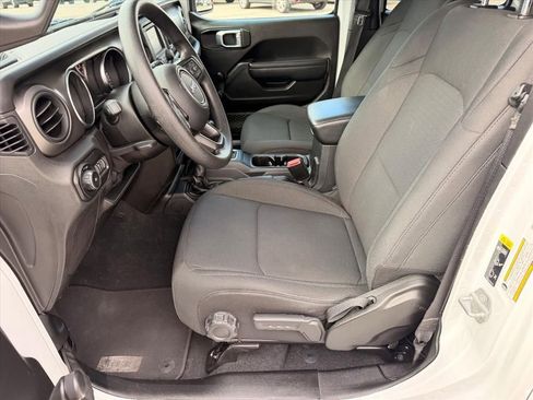 Used 2021 Jeep Wrangler Unlimited Sport image 22