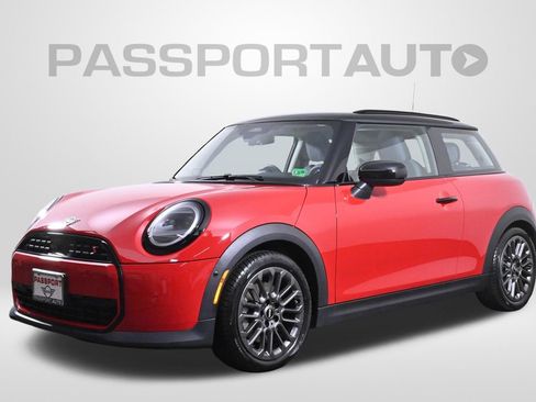 Used 2025 MINI Cooper S image 1
