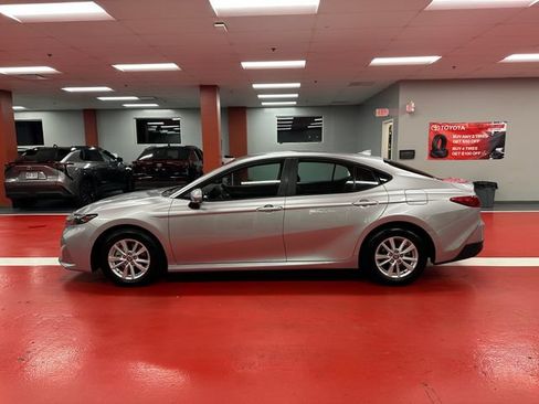 Used 2026 Toyota Camry LE FWD image 6