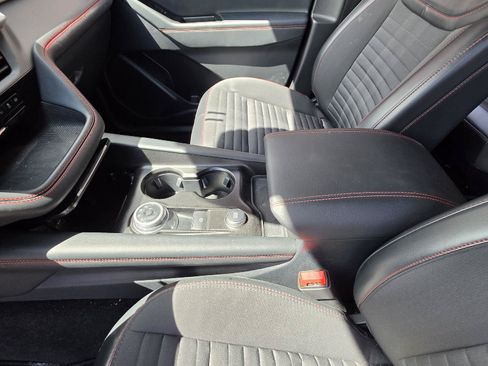 Used 2025 Ford Explorer ST-Line AWD/4WD image 13