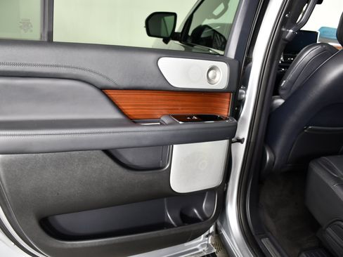 Used 2023 Lincoln Navigator L Reserve AWD/4WD image 51