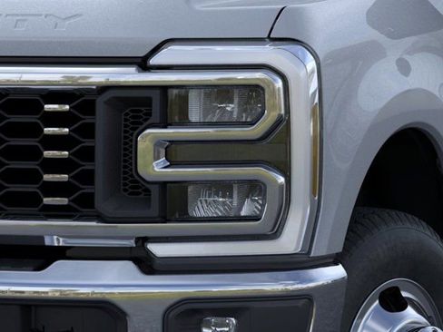 New 2026 Ford F350 King Ranch AWD/4WD image 18