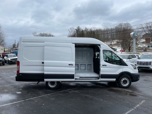 New 2026 Ford Transit 250 148 High Roof Extended image 10