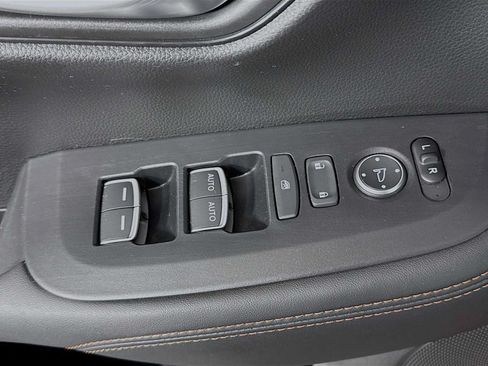 Certified 2025 Honda HR-V Sport image 25