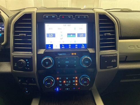 Used 2021 Ford F250 Lariat w/ Chrome Package AWD/4WD image 21