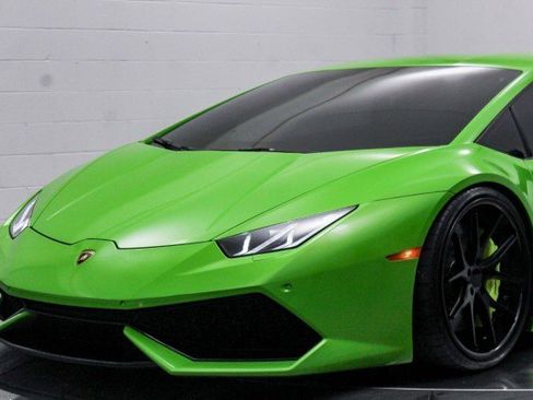 Used 2015 Lamborghini Huracan LP 610-4 image 9