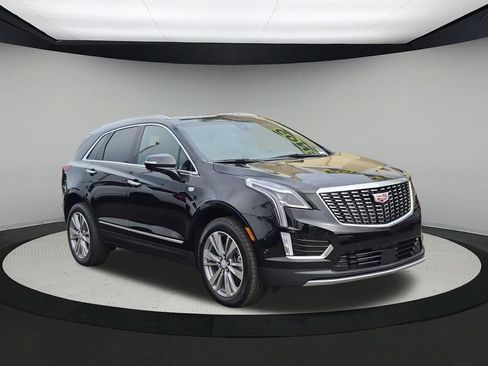 New 2026 Cadillac XT5 Premium Luxury w/ Driver Assist Package AWD/4WD image 7