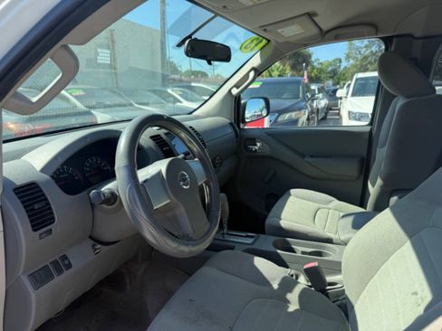 Used 2013 Nissan Frontier S RWD image 12