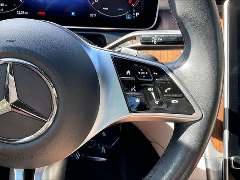 Used 2022 Mercedes-Benz C 300 C 300 image 19