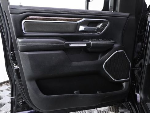 Used 2020 RAM 1500 Laramie AWD/4WD image 22