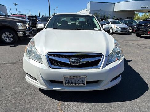 Used 2011 Subaru Legacy 2.5i Premium AWD/4WD image 8
