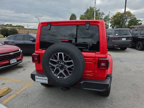 New 2026 Jeep Wrangler Unlimited Sahara w/ Safety Group AWD/4WD image 7