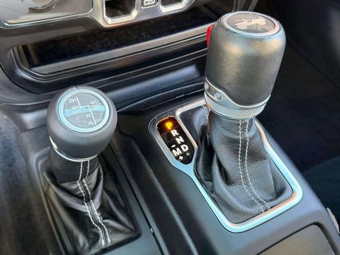 Used 2021 Jeep Wrangler Unlimited Sahara image 53