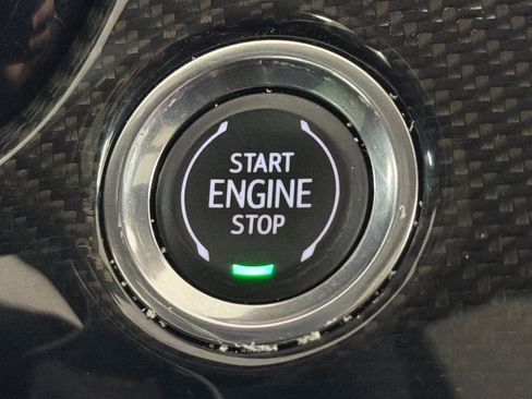 Used 2023 Cadillac XT6 Sport w/ Technology Package image 23