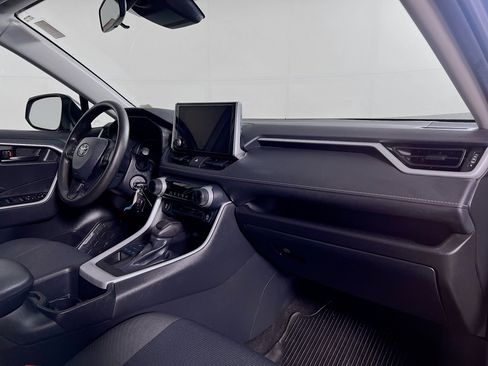 Certified 2023 Toyota RAV4 LE image 24