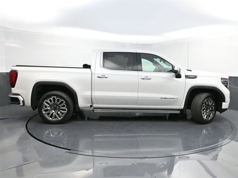 Used 2023 GMC Sierra 1500 Denali Ultimate image 45