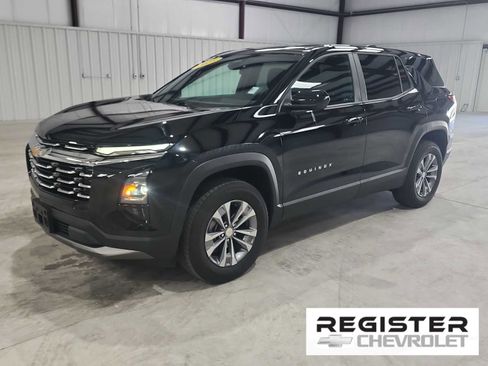 Used 2025 Chevrolet Equinox LT image 1