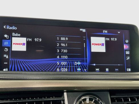 Used 2022 Lexus RX 450h AWD w/ Luxury Package image 21