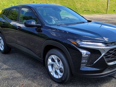 New 2026 Chevrolet Trax LS w/ LS Convenience Package