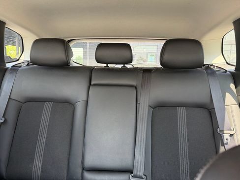 Certified 2025 MAZDA CX-50 AWD 2.5 S w/ Preferred Package image 14