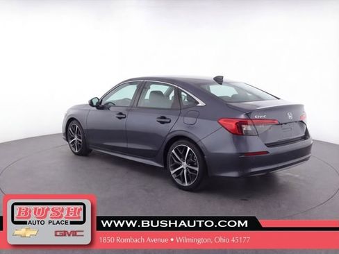 Used 2024 Honda Civic Touring image 3