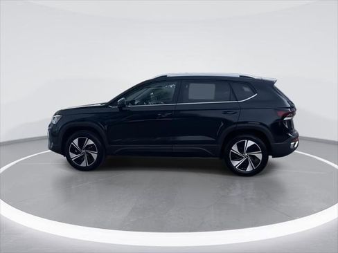 New 2026 Volkswagen Taos SE AWD/4WD image 5